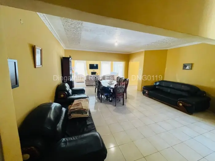 5 Bedroom House for Sale in Hogerty Hill, Harare