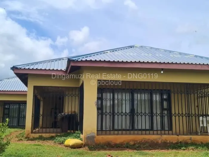 5 Bedroom House for Sale in Hogerty Hill, Harare