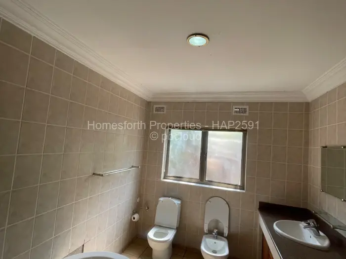 6 Bedroom House for Sale in Glen Lorne, Harare