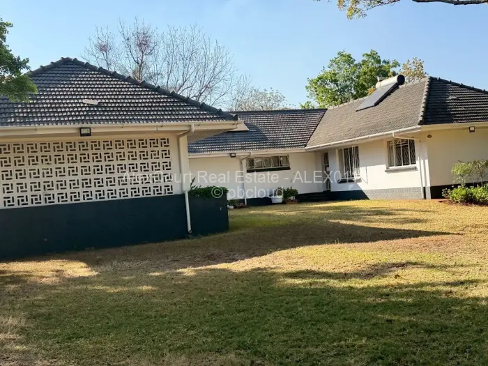 House for Sale in Alexandra Park, Harare