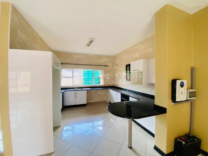 Townhouse/Complex/Cluster to Rent in Mount Pleasant, Harare