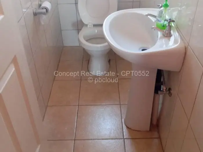 4 Bedroom House to Rent in Manresa, Harare