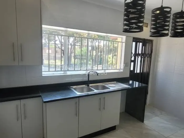 3 Bedroom House to Rent in Greendale, Harare