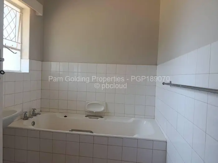 3 Bedroom House to Rent in The Grange