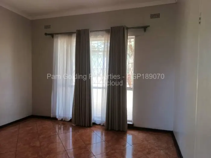 3 Bedroom House to Rent in The Grange