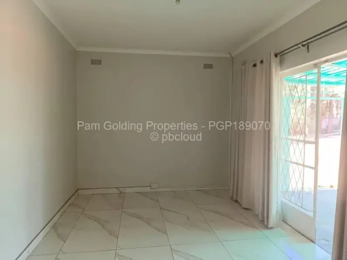 3 Bedroom House to Rent in The Grange