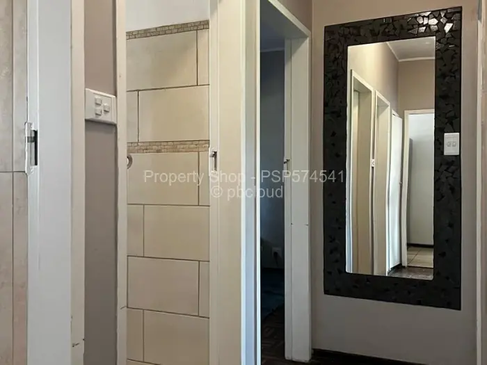 Flat/Apartment to Rent in Avondale