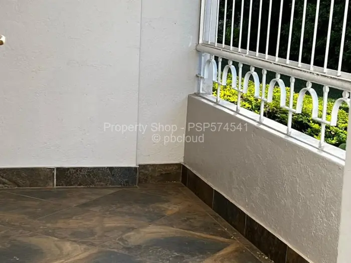 Flat/Apartment to Rent in Avondale