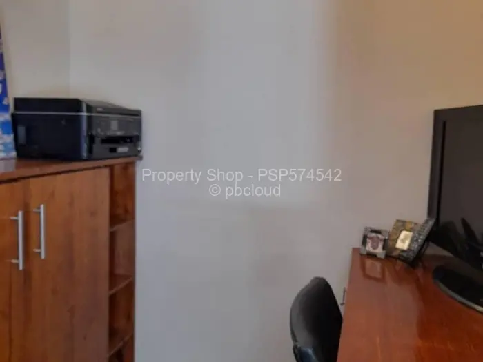 4 Bedroom House to Rent in Mount Pleasant