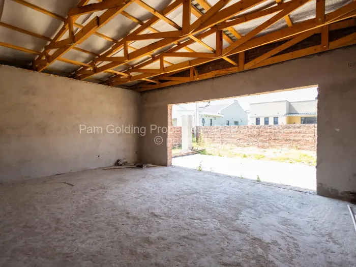 Townhouse/Cluster for Sale in Greendale, Harare