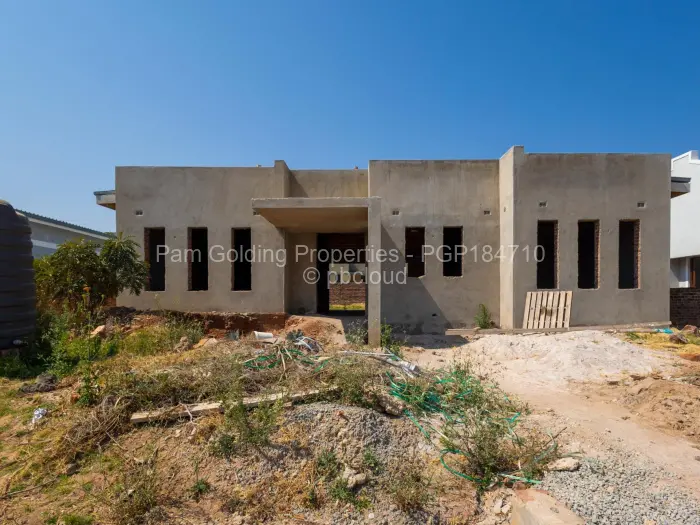 Townhouse/Cluster for Sale in Greendale, Harare