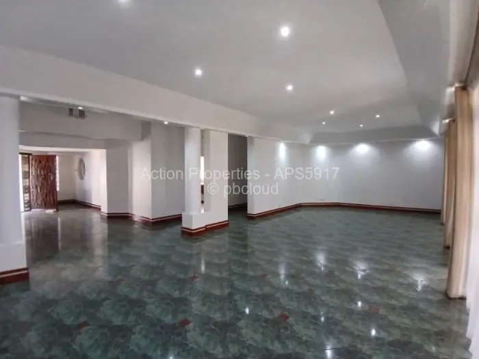 4 Bedroom House to Rent in Alexandra Park