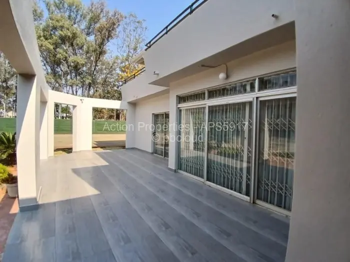 4 Bedroom House to Rent in Alexandra Park