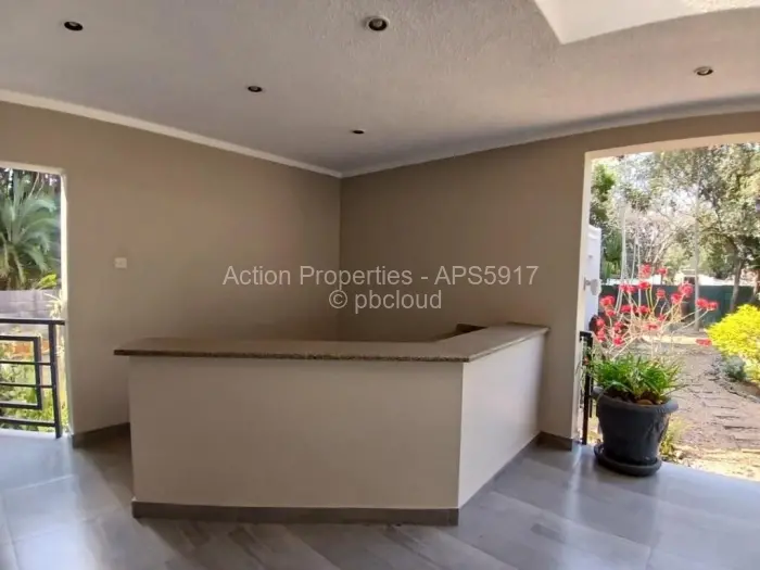 4 Bedroom House to Rent in Alexandra Park