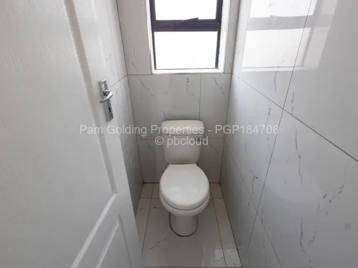 4 Bedroom House for Sale in Mabvazuva Estates, Ruwa