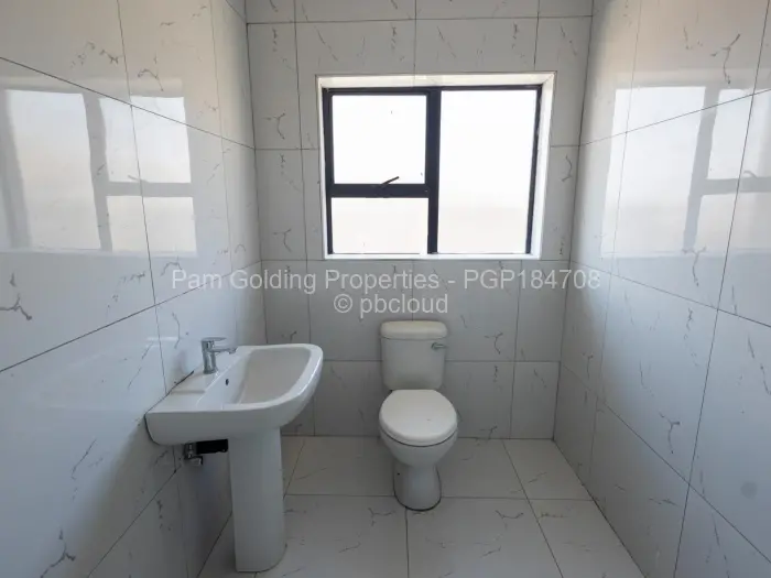 4 Bedroom House for Sale in Mabvazuva Estates, Ruwa