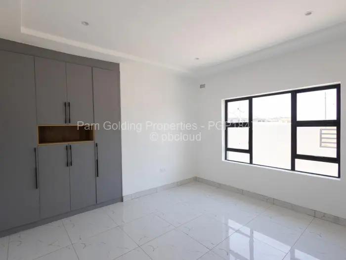 4 Bedroom House for Sale in Mabvazuva Estates, Ruwa