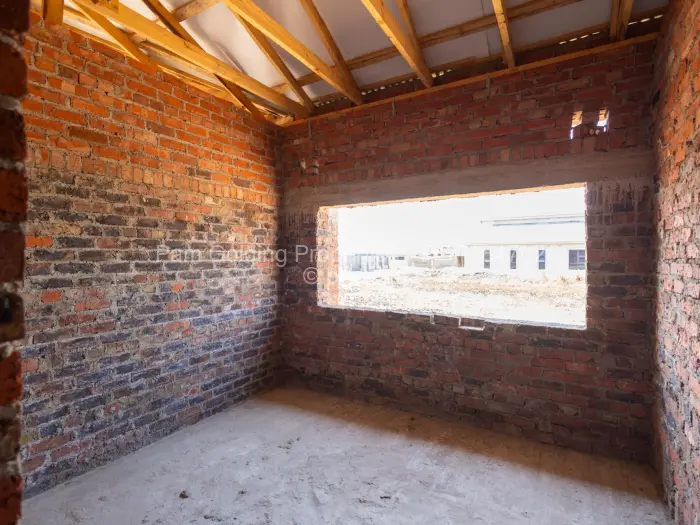 4 Bedroom House for Sale in Mabvazuva Estates, Ruwa