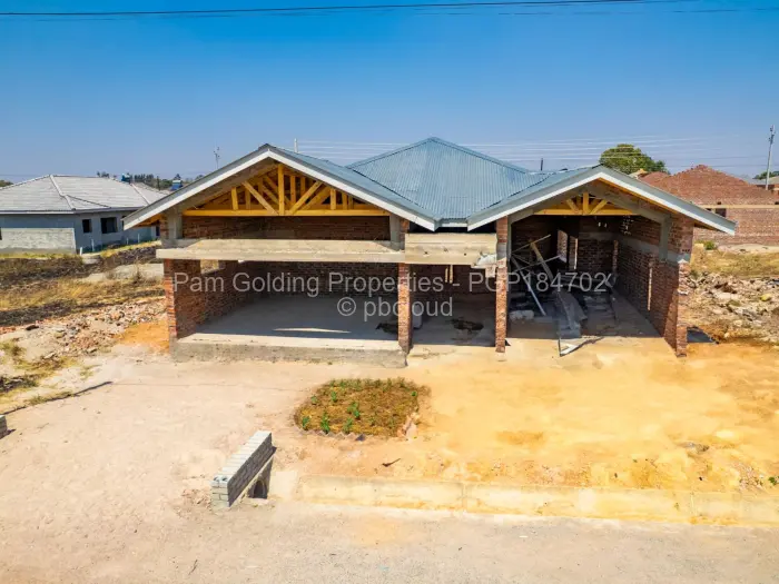 4 Bedroom House for Sale in Mabvazuva Estates, Ruwa