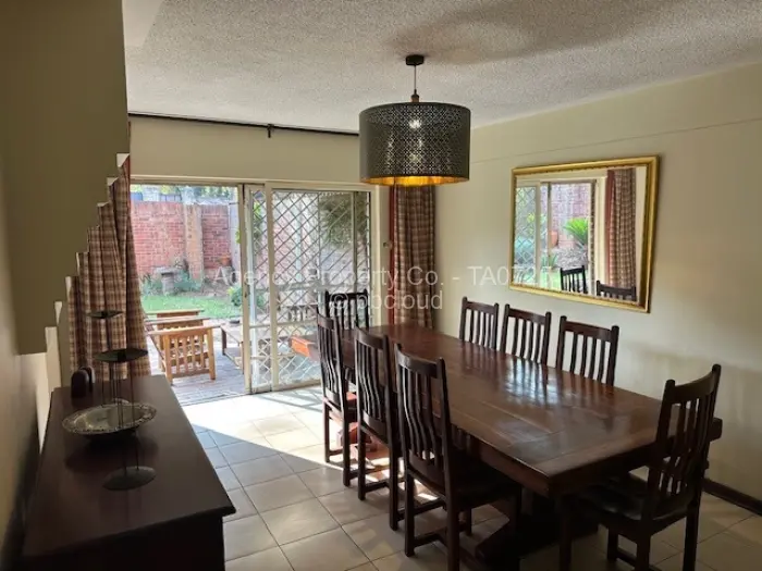 Townhouse/Complex/Cluster to Rent in Highlands