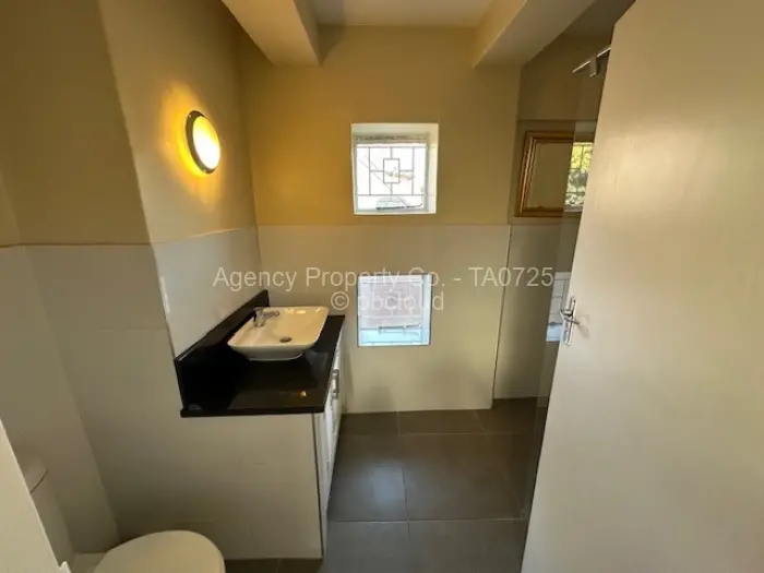 Townhouse/Complex/Cluster to Rent in Highlands