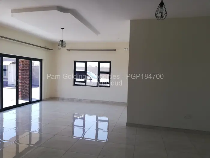 Townhouse/Complex/Cluster to Rent in Mount Pleasant Heights