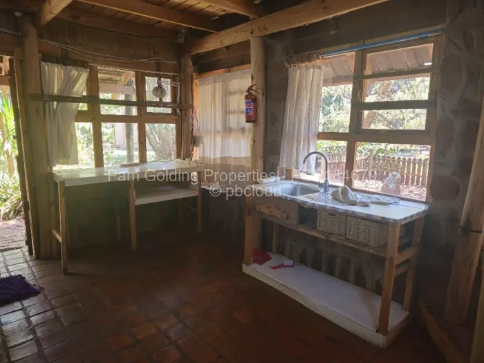 Cottage/Garden Flat to Rent in Greendale