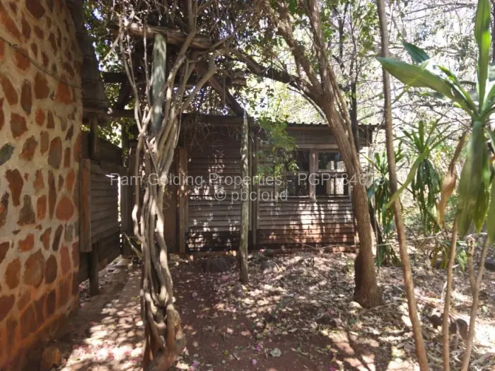 Cottage/Garden Flat to Rent in Greendale