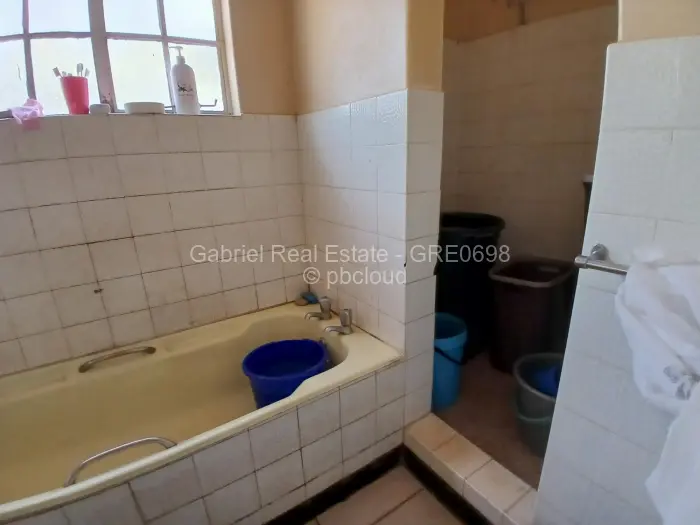 3 Bedroom House for Sale in Upper Hillside, Harare