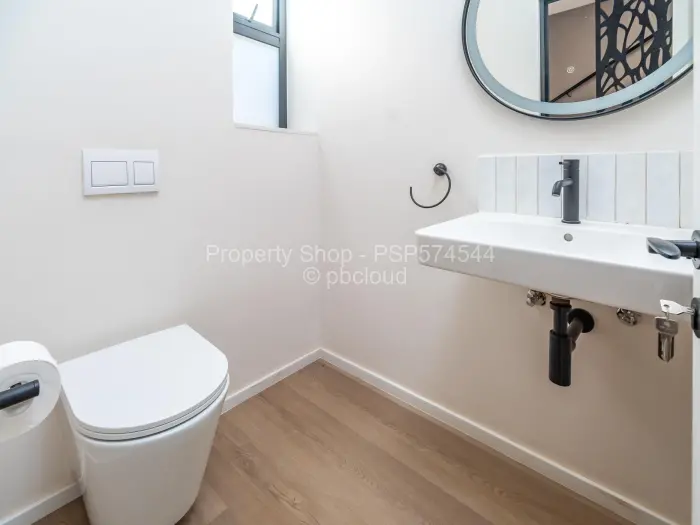 Townhouse/Complex/Cluster to Rent in Vainona