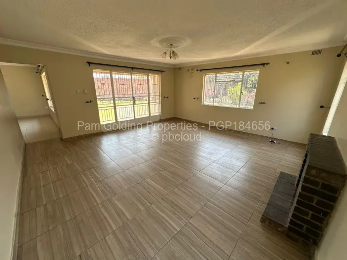 3 Bedroom House to Rent in Haig Park