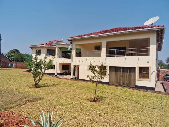 6 Bedroom House for Sale in Greystone Park, Harare