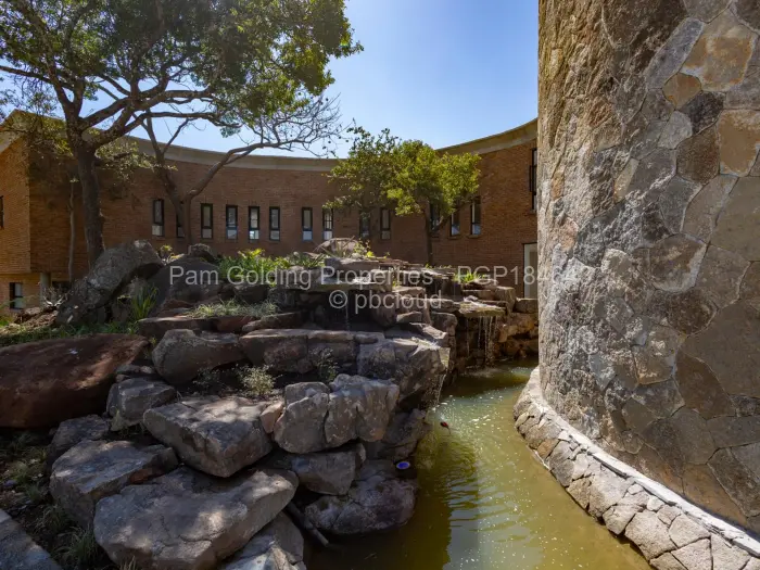 5 Bedroom House for Sale in Umwinsidale, Harare