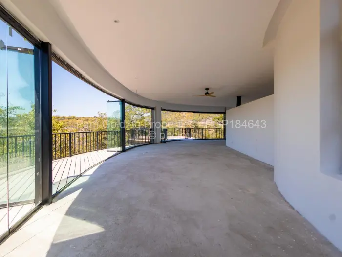 5 Bedroom House for Sale in Umwinsidale, Harare
