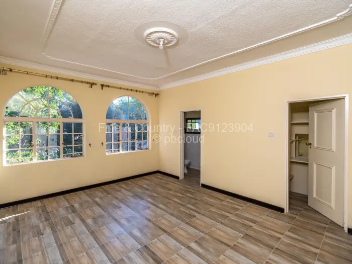 5 Bedroom House for Sale in Greystone Park, Harare