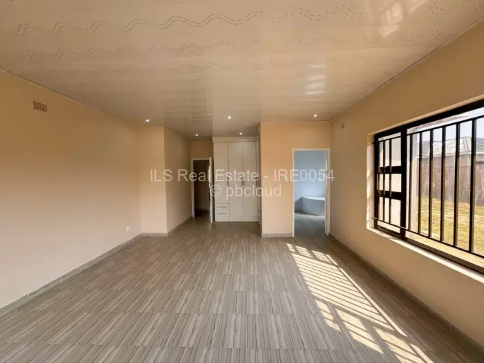Townhouse/Complex/Cluster to Rent in Belvedere