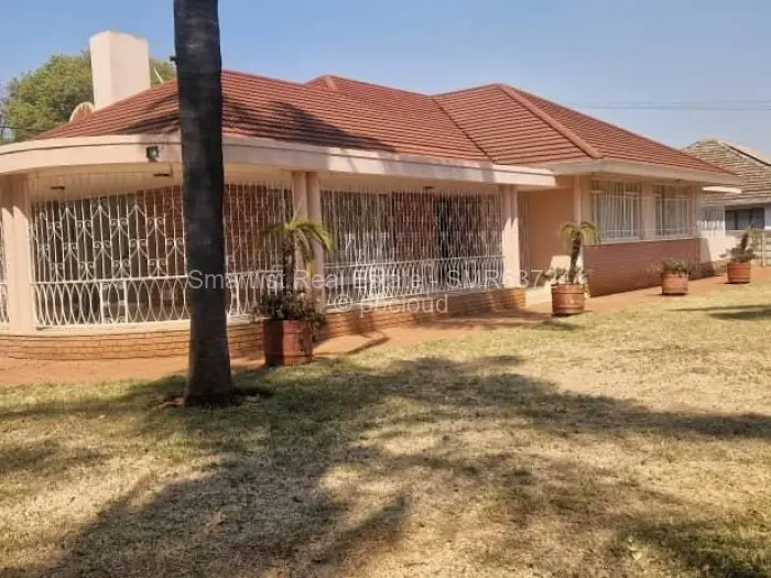 4 Bedroom House to Rent in Milton Park