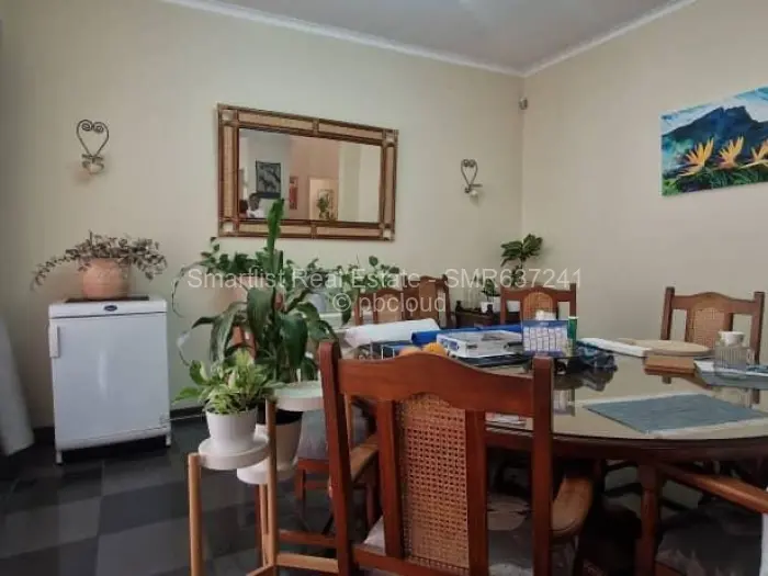 4 Bedroom House to Rent in Milton Park