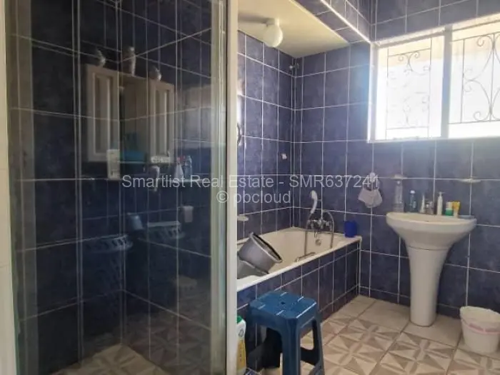 4 Bedroom House to Rent in Milton Park