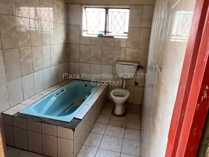 3 Bedroom House for Sale in Glen View, Harare