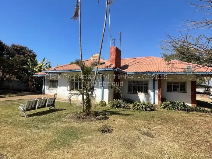 4 Bedroom House for Sale in Milton Park, Harare