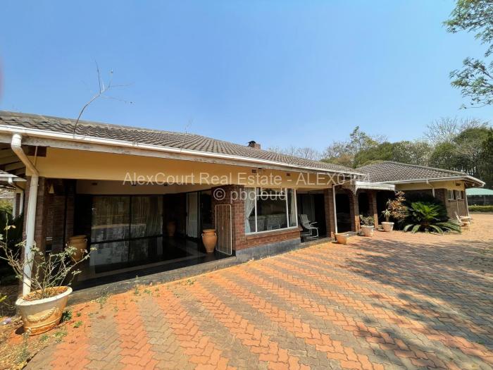 5 Bedroom House for Sale in Hogerty Hill, Harare