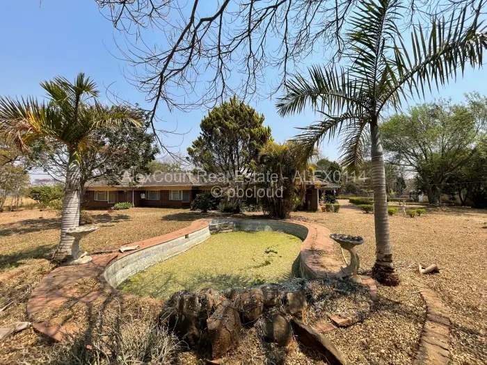 5 Bedroom House for Sale in Hogerty Hill, Harare
