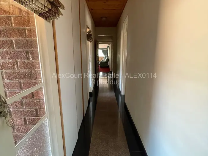 5 Bedroom House for Sale in Hogerty Hill, Harare