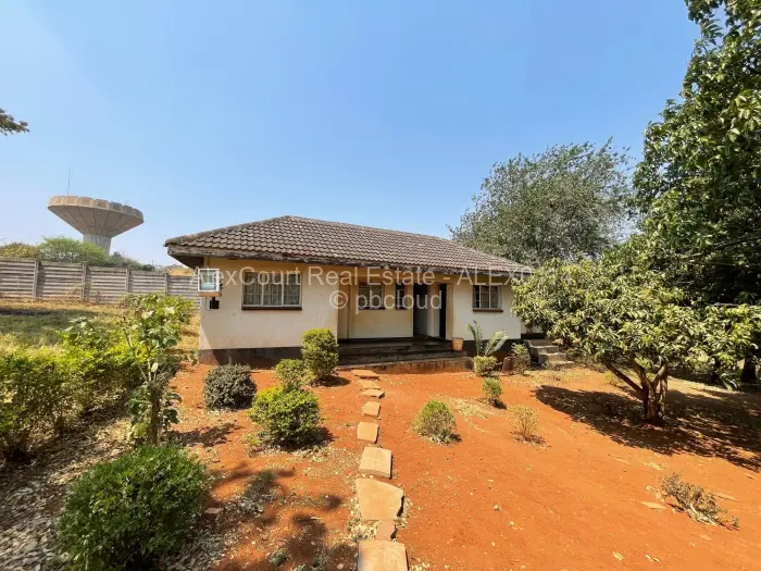 5 Bedroom House for Sale in Hogerty Hill, Harare