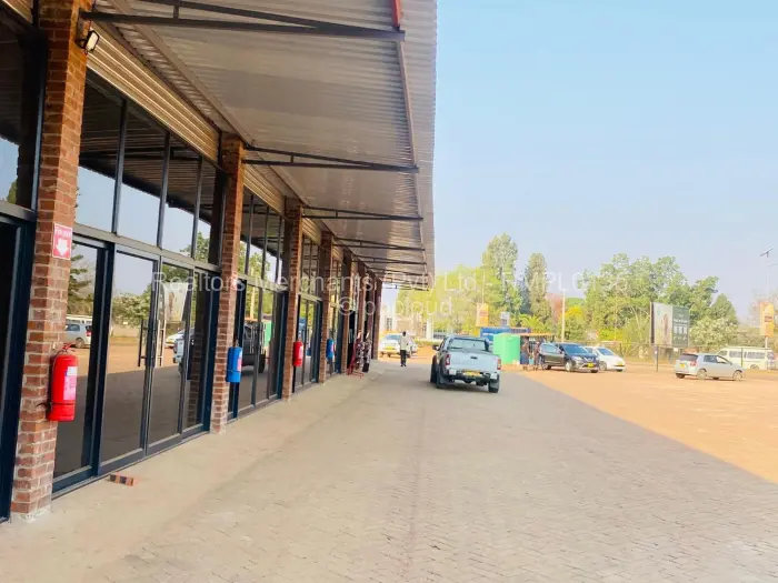 Commercial Property to Rent in Borrowdale