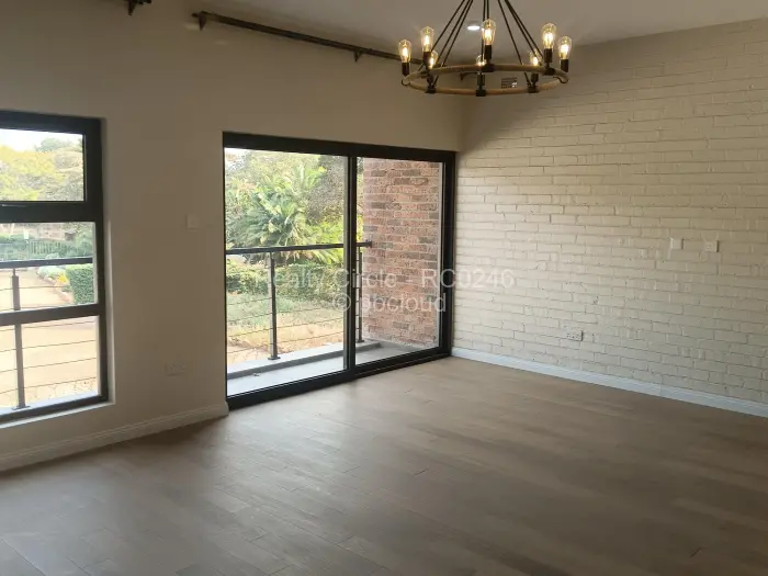 Townhouse/Complex/Cluster to Rent in Avondale