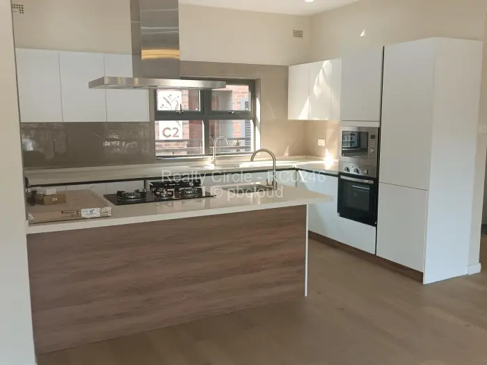 Townhouse/Complex/Cluster to Rent in Avondale