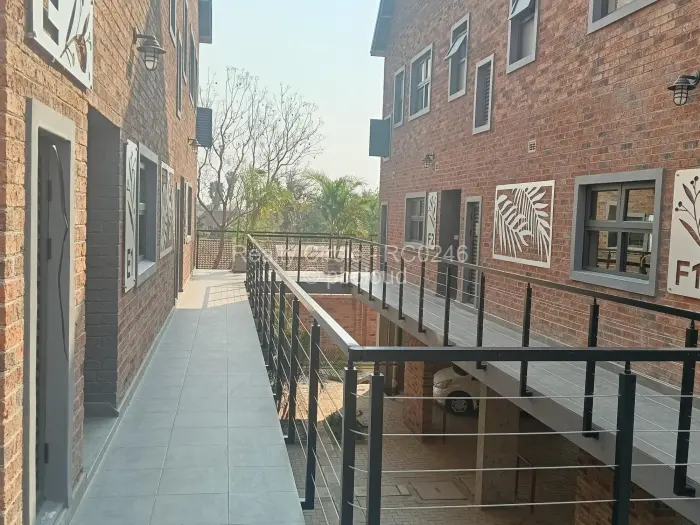Townhouse/Complex/Cluster to Rent in Avondale