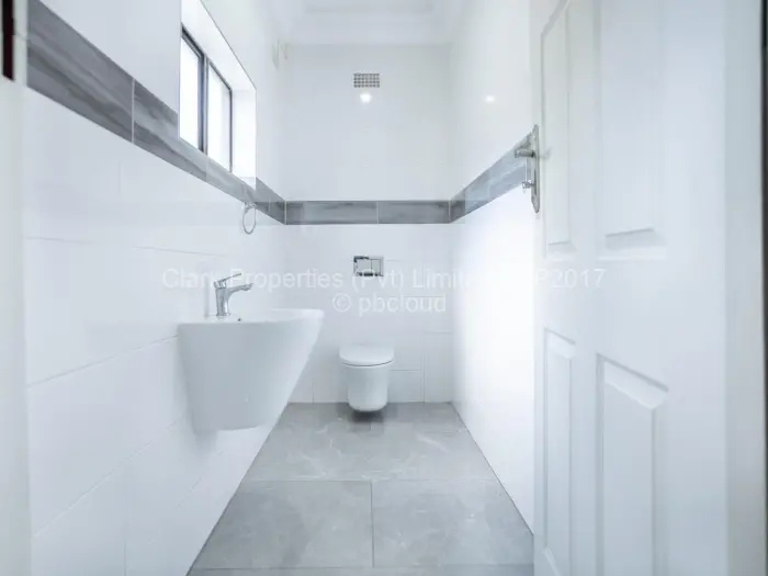 5 Bedroom House for Sale in Colne Valley, Harare